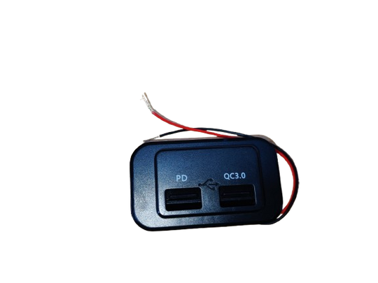 USB AND USBC Black